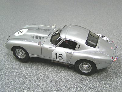 Revell 8358 Jaguar E-Type 1/32 Slot Car.