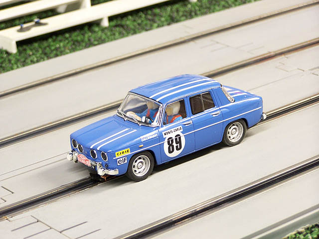 SCX Renault 8 Home Racing World Slot Car Garage